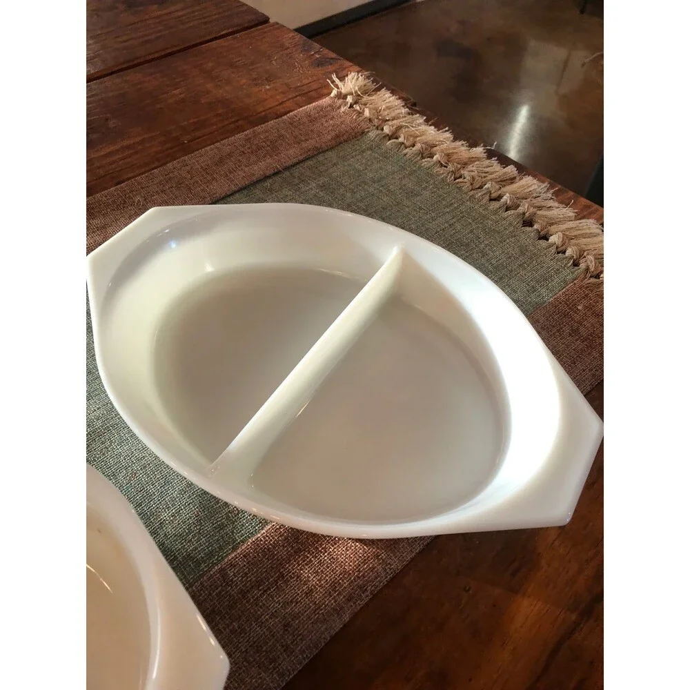 Pyrex Town and Country lot of 3